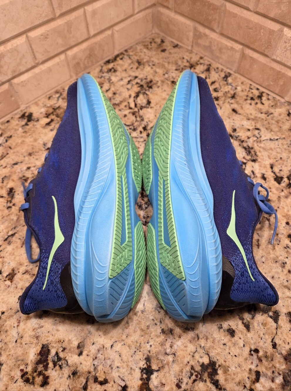 HOKA One One Mach 6 NEW Deadstock w/ OG Box - Picture 2 of 9